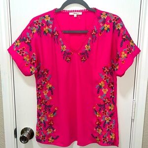 Andree by Unit short sleeve pink top with em size small, excellent condition